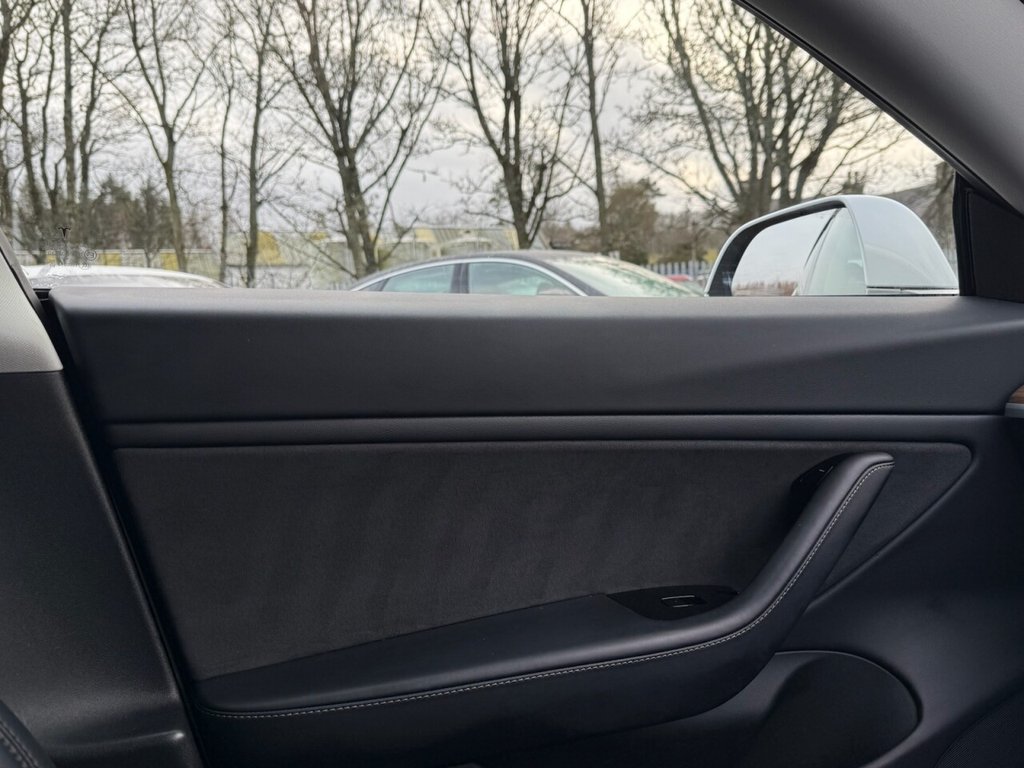 Used Tesla Model 3 2020 for sale - 76986480: Photo 43