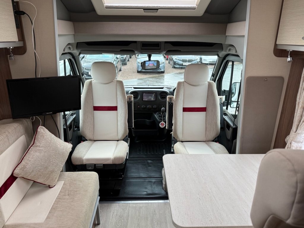 Used Ford Galaxy 2009 for sale - 77388829: Photo 12