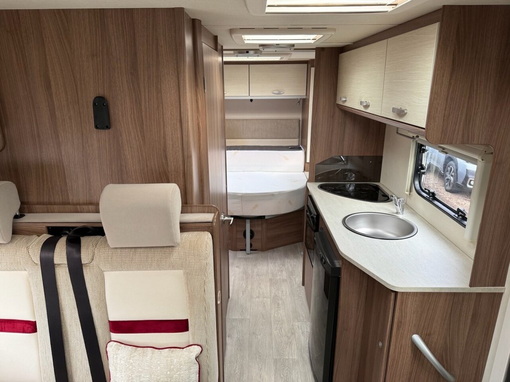 Used Ford Galaxy 2009 for sale - 77388829: Photo 14