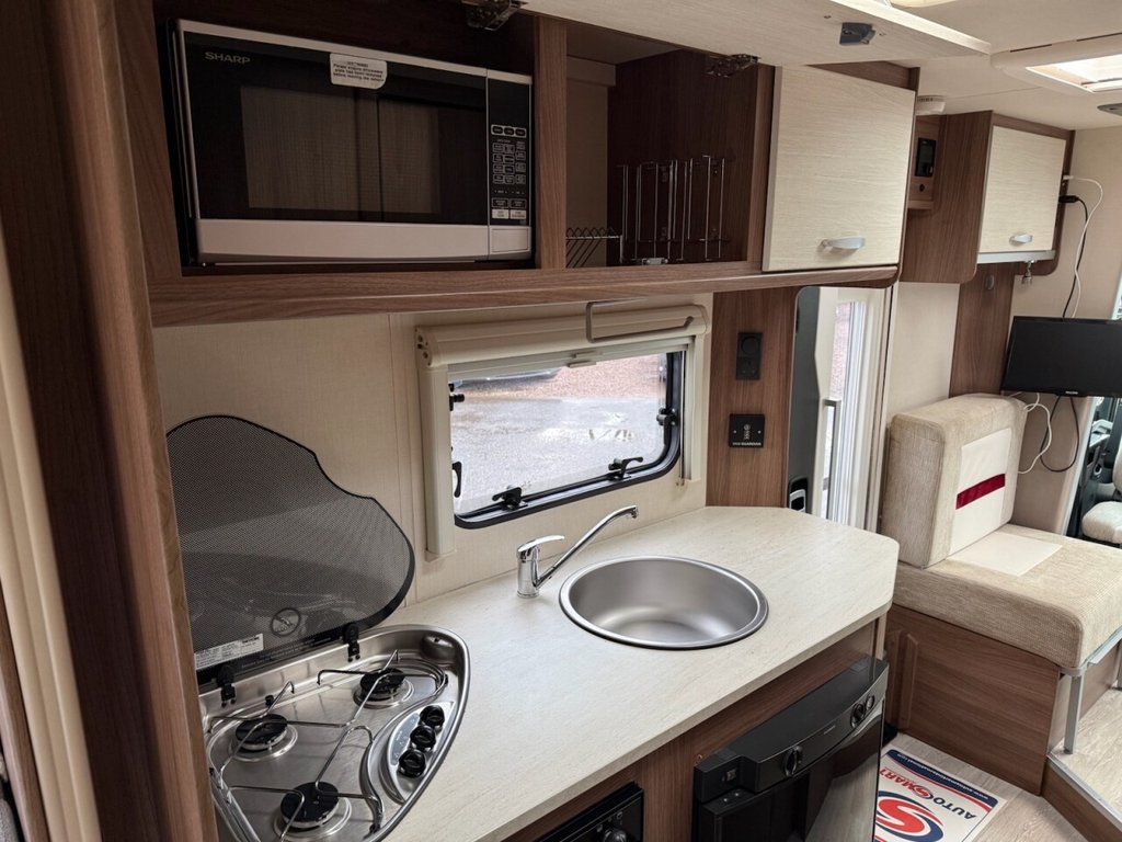 Used Ford Galaxy 2009 for sale - 77388829: Photo 17