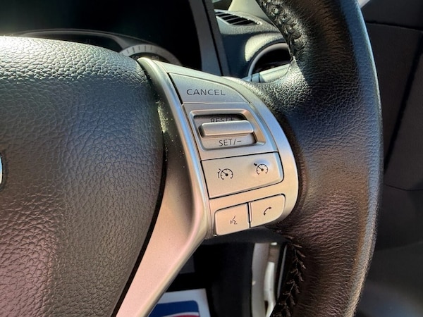 Used Nissan Navara 2020 for sale - 75220723: Photo 32