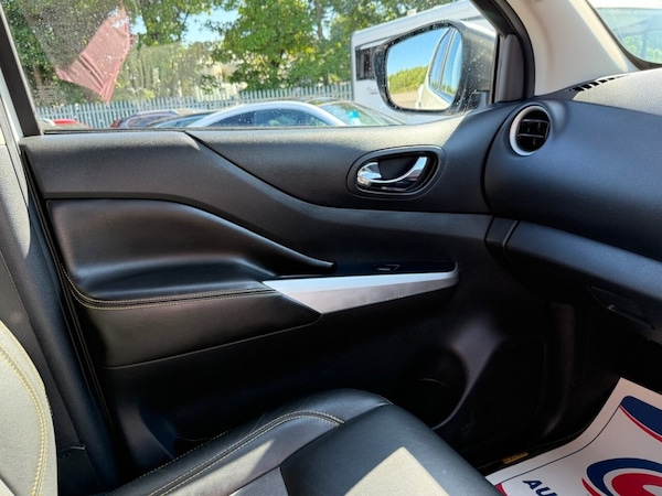 Used Nissan Navara 2020 for sale - 75220723: Photo 35