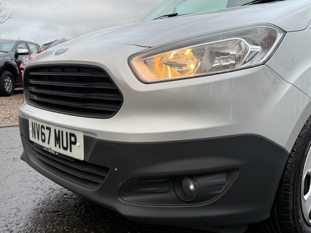 Used Ford Transit Courier 2018 for sale - 76798135: Photo 10