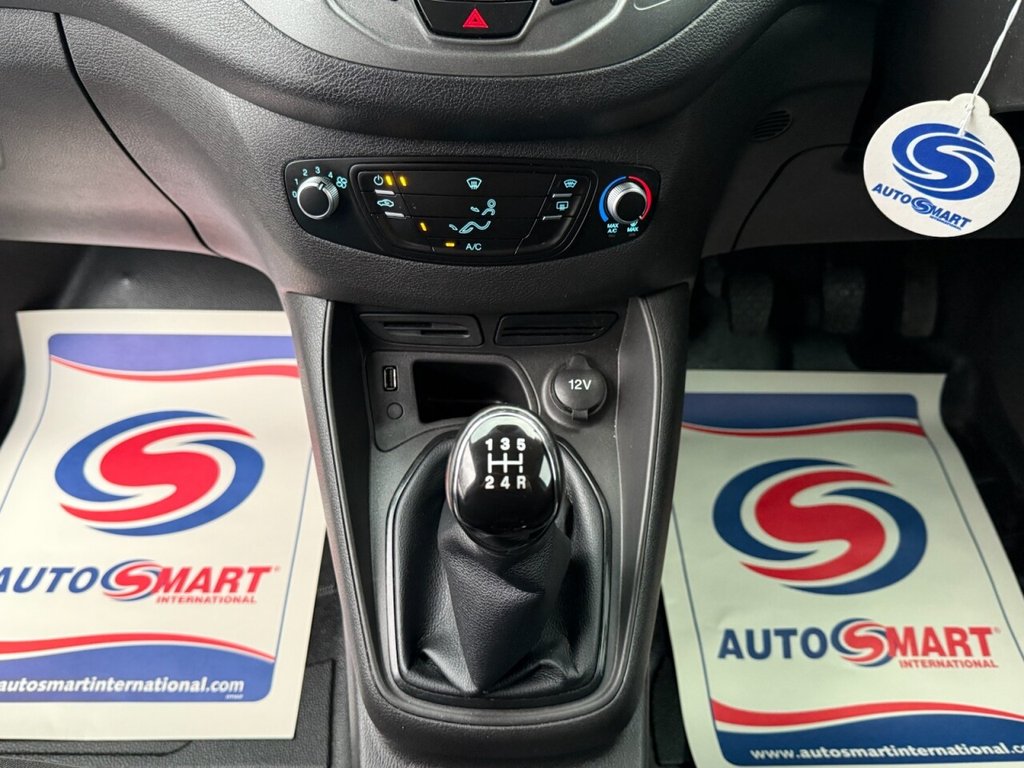 Used Ford Transit Courier 2018 for sale - 76798135: Photo 18