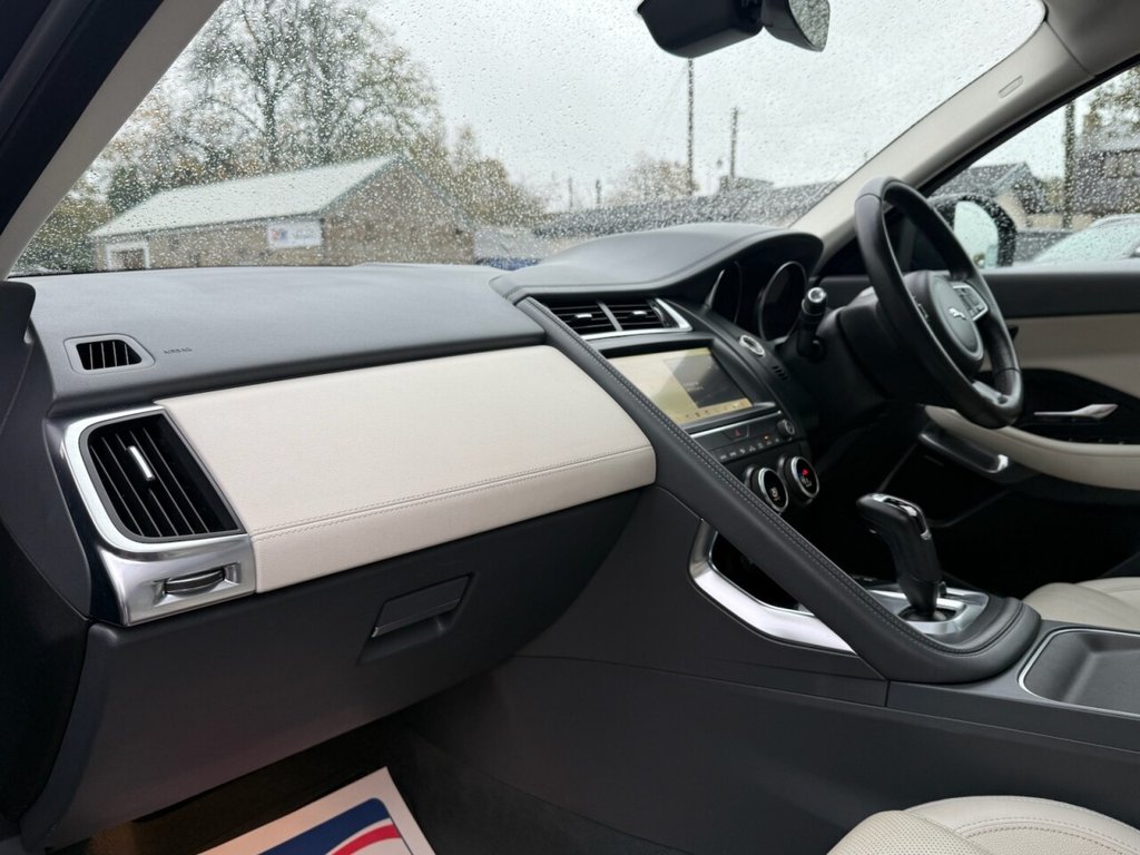 Used Jaguar E-Pace 2019 for sale - 76367985: Photo 25