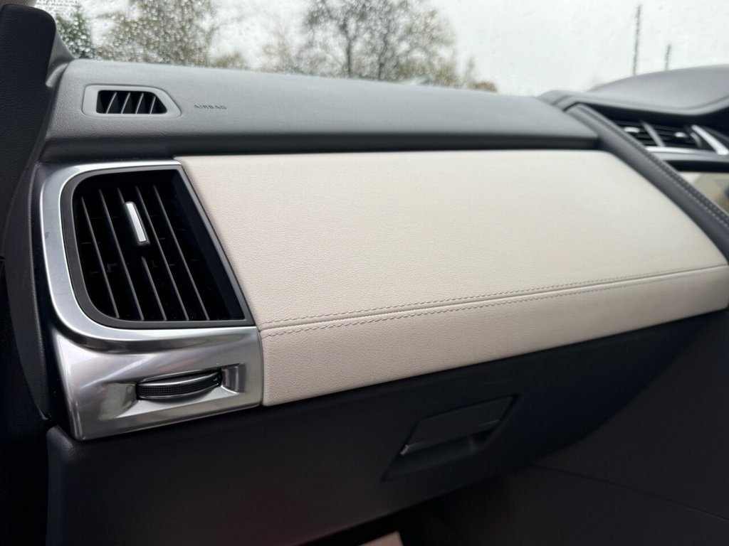Used Jaguar E-Pace 2019 for sale - 76367985: Photo 26