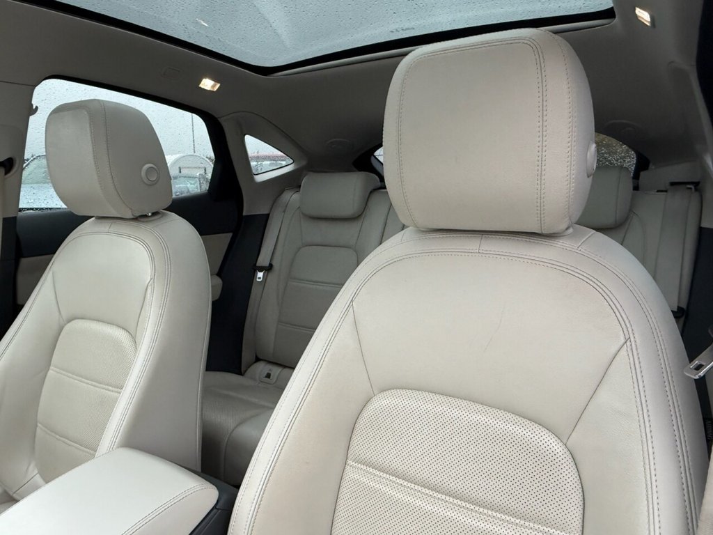 Used Jaguar E-Pace 2019 for sale - 76367985: Photo 27