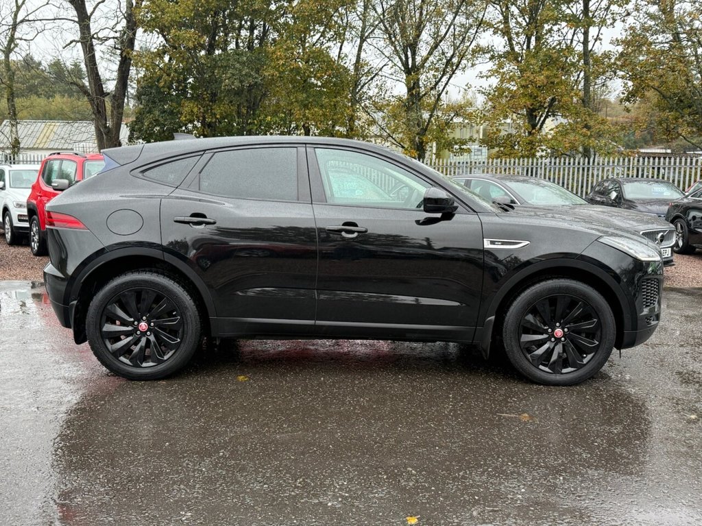 Used Jaguar E-Pace 2019 for sale - 76367985: Photo 4
