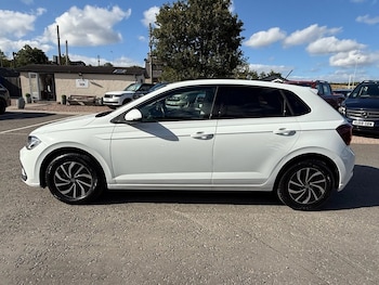 Used Volkswagen Polo 2023 for sale - 75515798: Photo