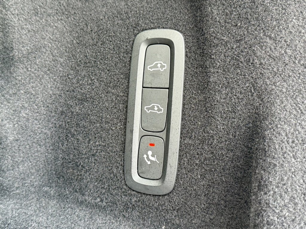 Used Volvo XC60 2018 for sale - 76010170: Photo 20