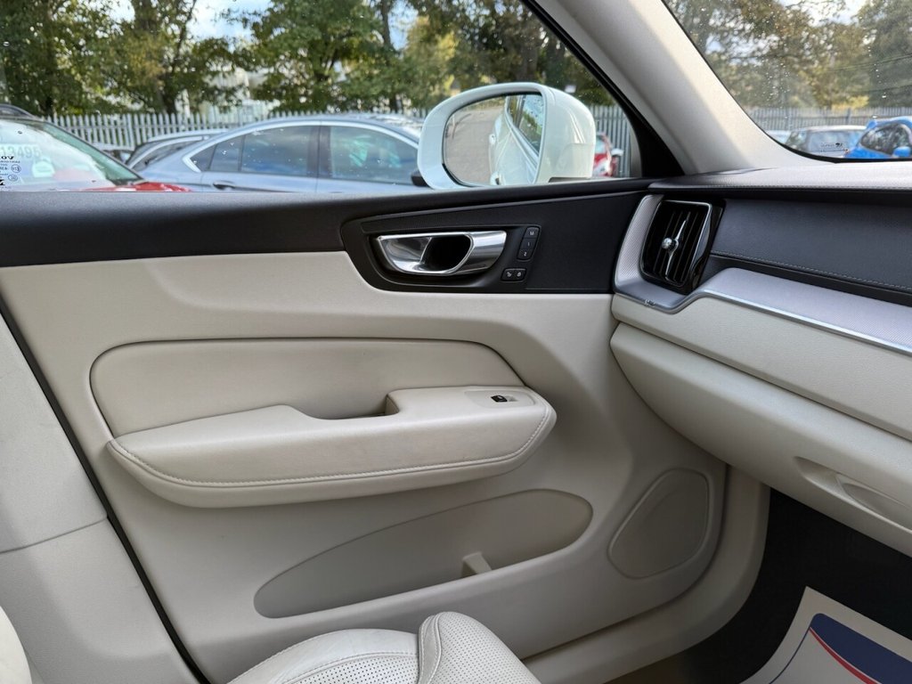 Used Volvo XC60 2018 for sale - 76010170: Photo 42