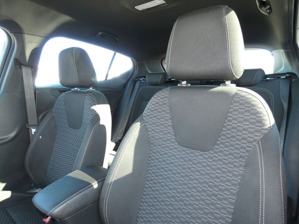 Used Vauxhall Astra 2016 for sale - 77792395: Photo 15