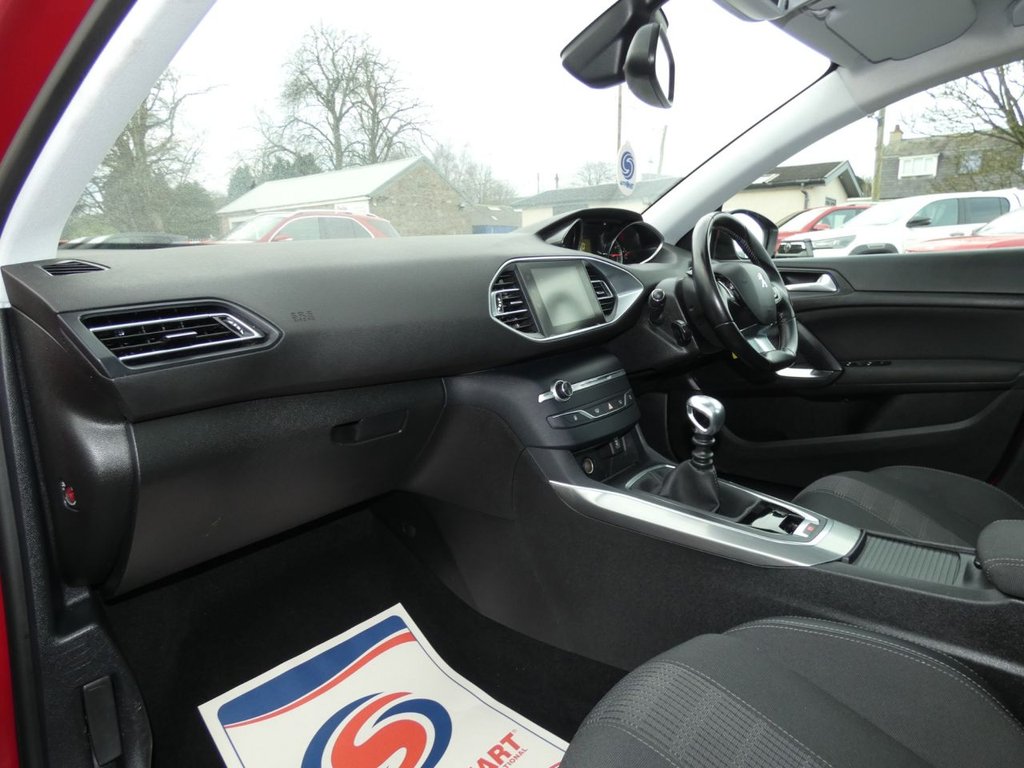 Used Peugeot 308 2018 for sale - 77654947: Photo 17