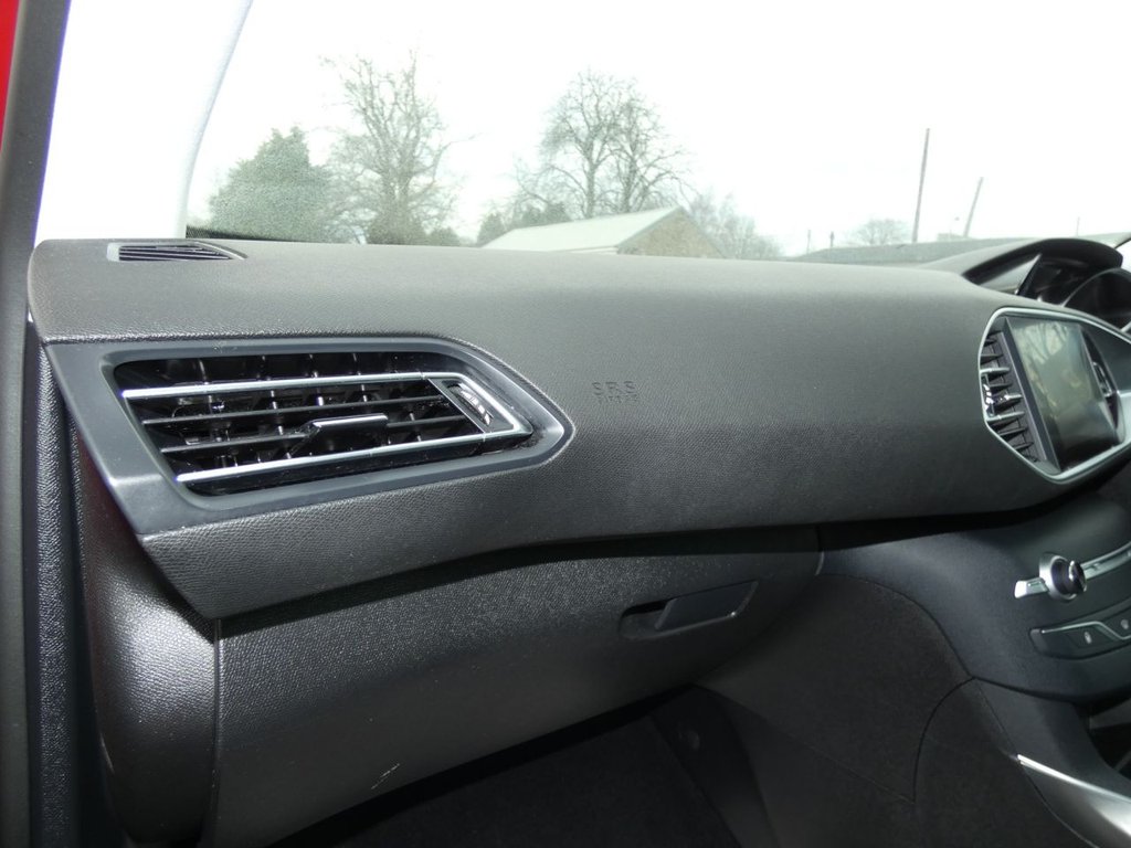 Used Peugeot 308 2018 for sale - 77654947: Photo 18