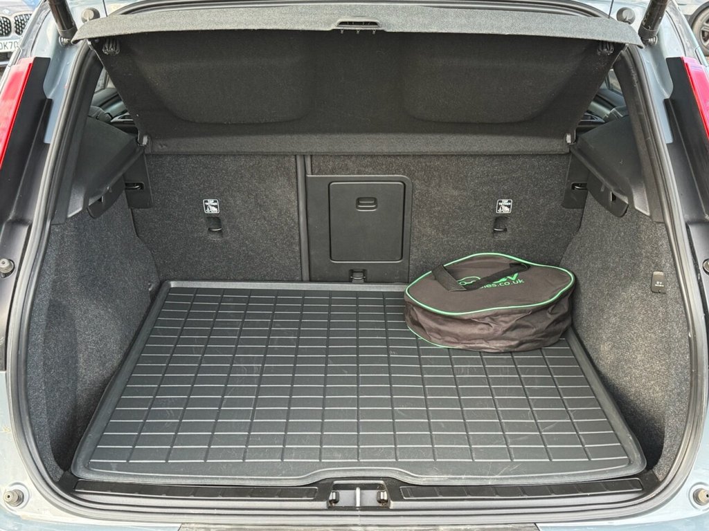 Used Volvo XC40 2021 for sale - 76888564: Photo 19