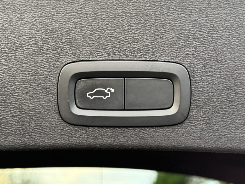 Used Volvo XC40 2021 for sale - 76888564: Photo 22