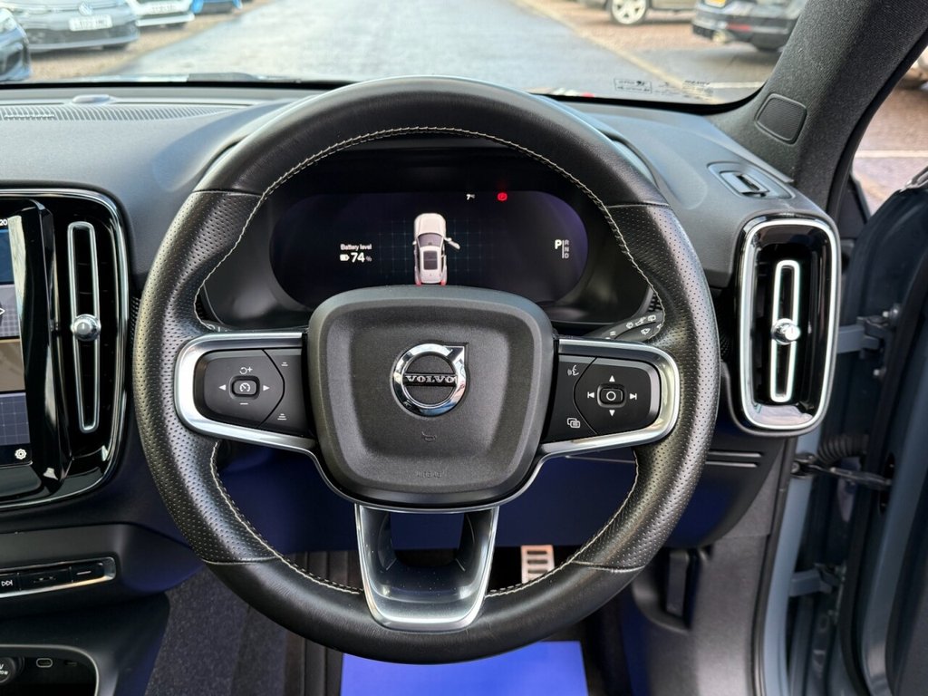 Used Volvo XC40 2021 for sale - 76888564: Photo 39