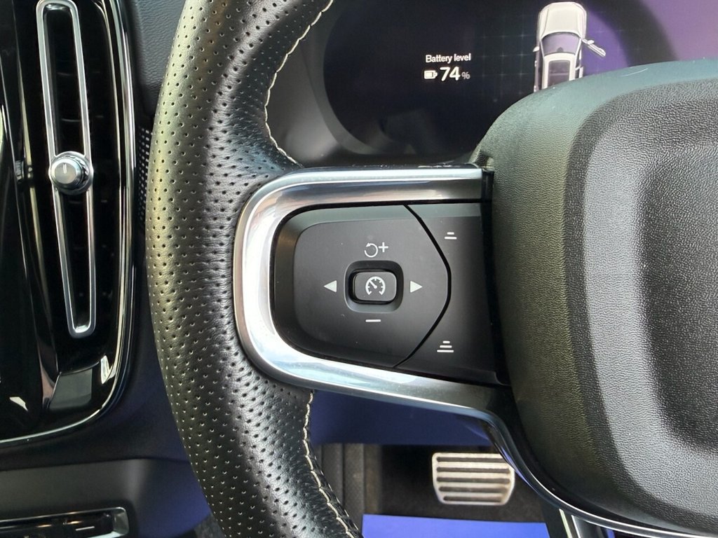 Used Volvo XC40 2021 for sale - 76888564: Photo 41