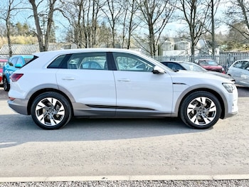 Used Audi e-tron 2020 for sale - 78083112: Photo