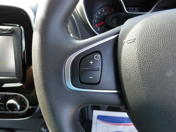 Used Renault Captur 2017 for sale - 75801034: Photo 26