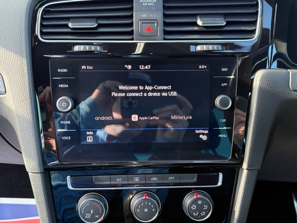 Used Volkswagen Golf 2019 for sale - 77680942: Photo 24