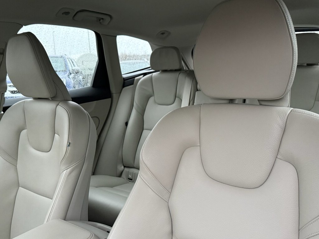 Used Volvo XC60 2019 for sale - 77307312: Photo 21