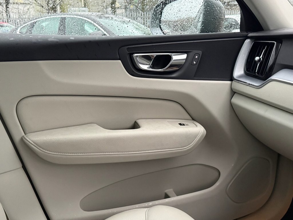 Used Volvo XC60 2019 for sale - 77307312: Photo 36