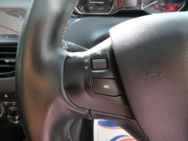 Used Peugeot 208 2016 for sale - 75685316: Photo 27