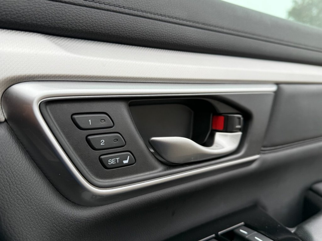 Used Honda CR-V 2023 for sale - 76009760: Photo 23