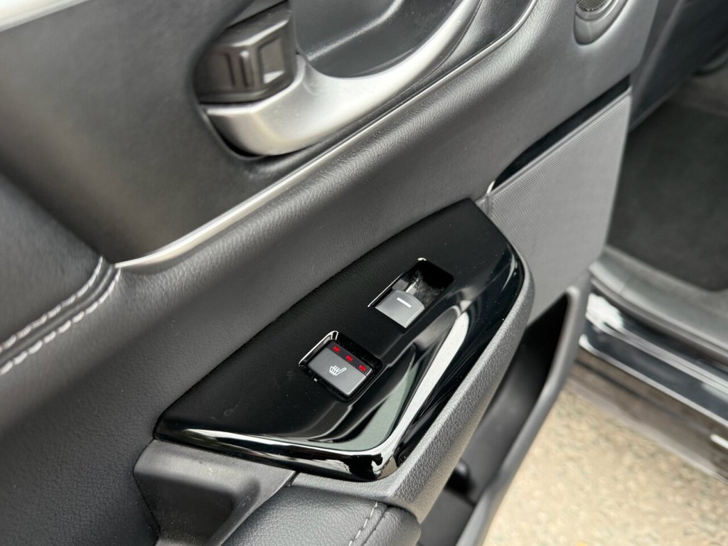 Used Honda CR-V 2023 for sale - 76009760: Photo 30