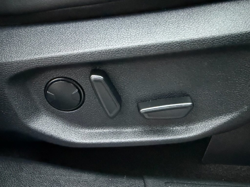 Used Volkswagen Amarok 2024 for sale - 77452119: Photo 19