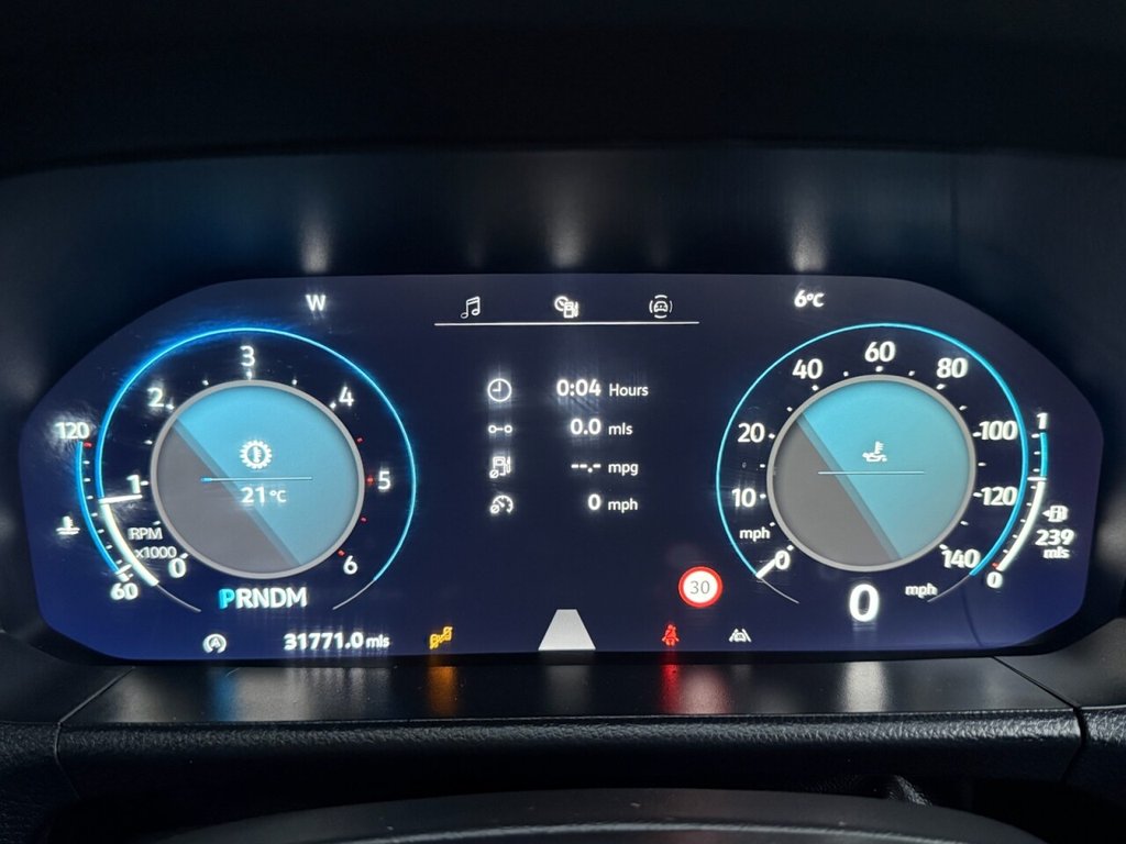 Used Volkswagen Amarok 2024 for sale - 77452119: Photo 38