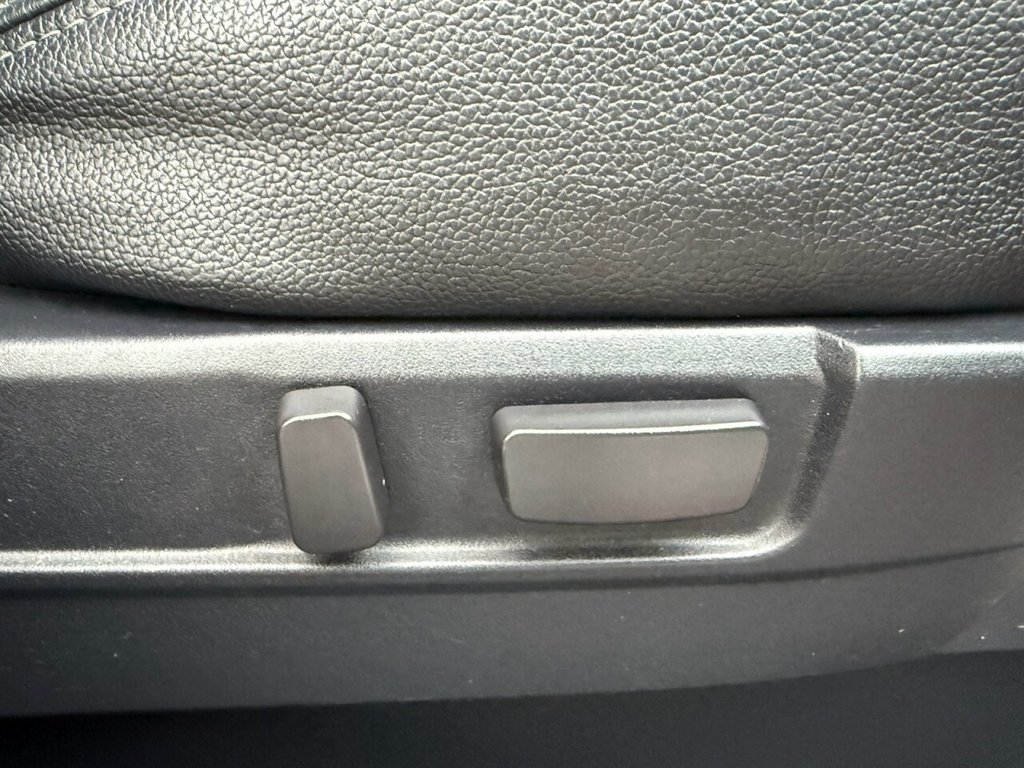 Used Mitsubishi Outlander 2017 for sale - 76820957: Photo 20