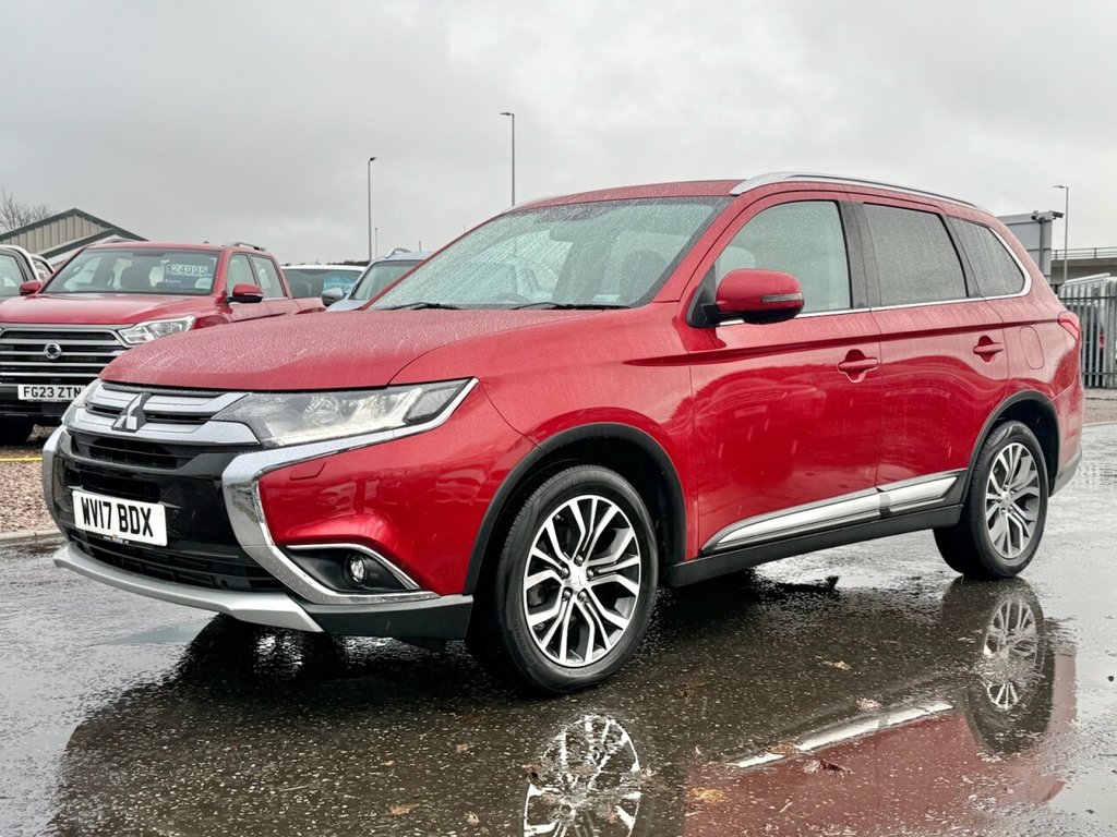 Used Mitsubishi Outlander 2017 for sale - 76820957: Photo 3