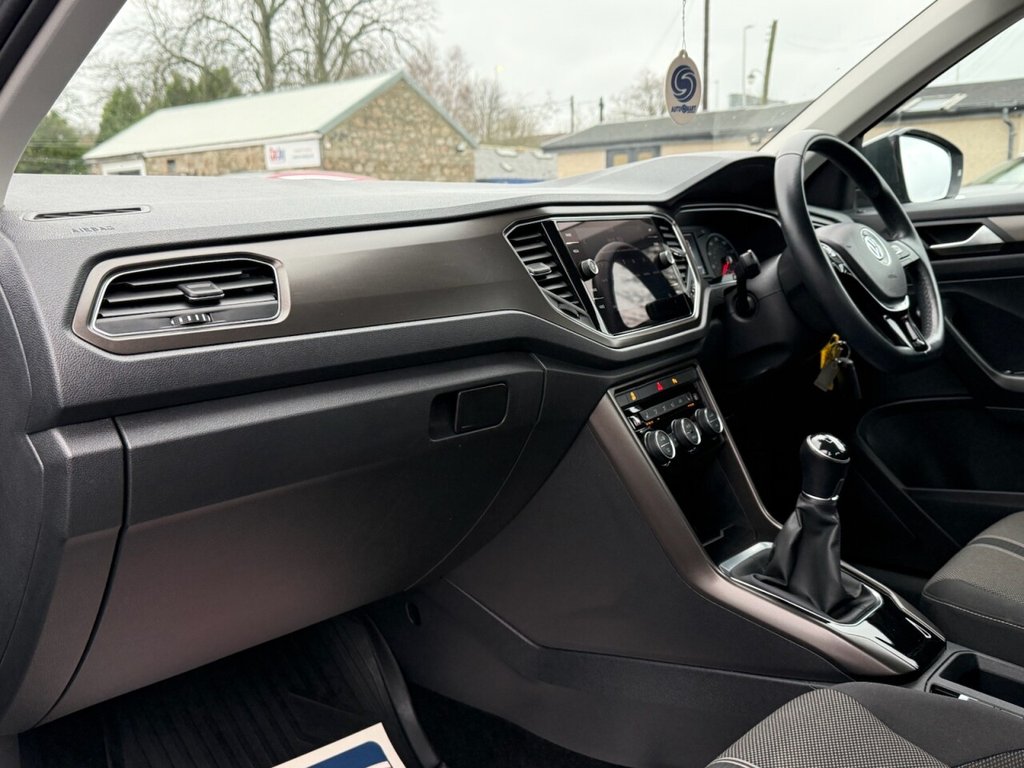 Used Volkswagen T-Roc 2018 for sale - 77452287: Photo 16