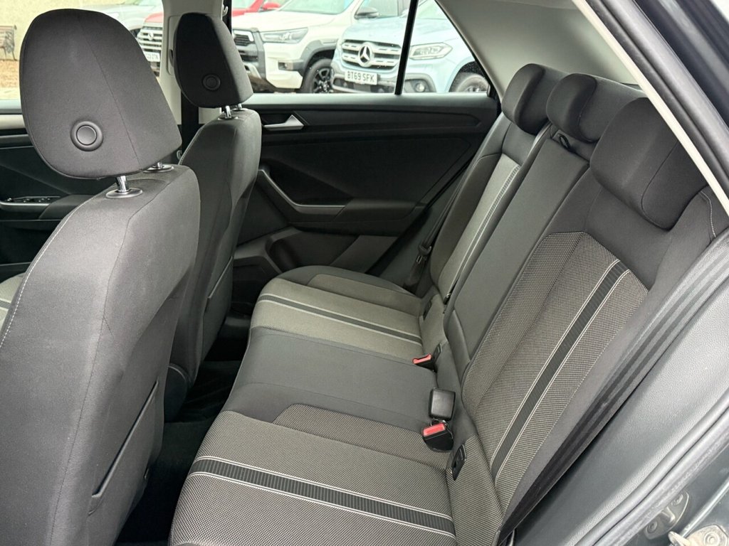 Used Volkswagen T-Roc 2018 for sale - 77452287: Photo 18