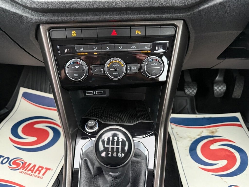 Used Volkswagen T-Roc 2018 for sale - 77452287: Photo 21