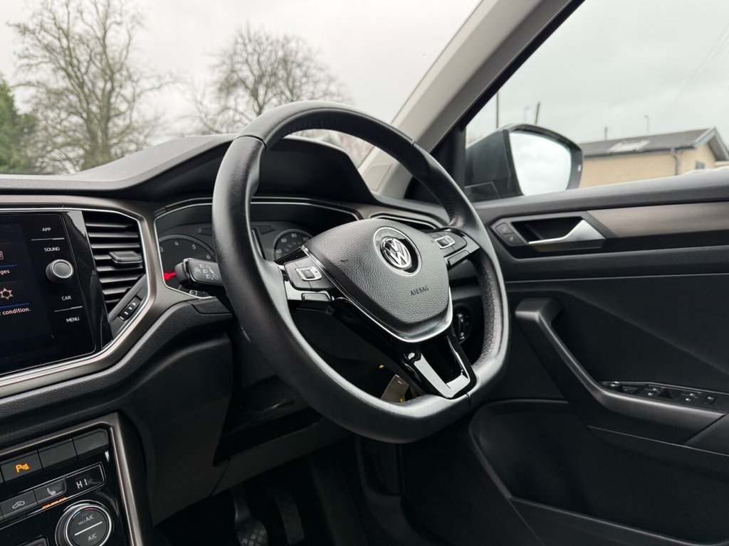 Used Volkswagen T-Roc 2018 for sale - 77452287: Photo 24