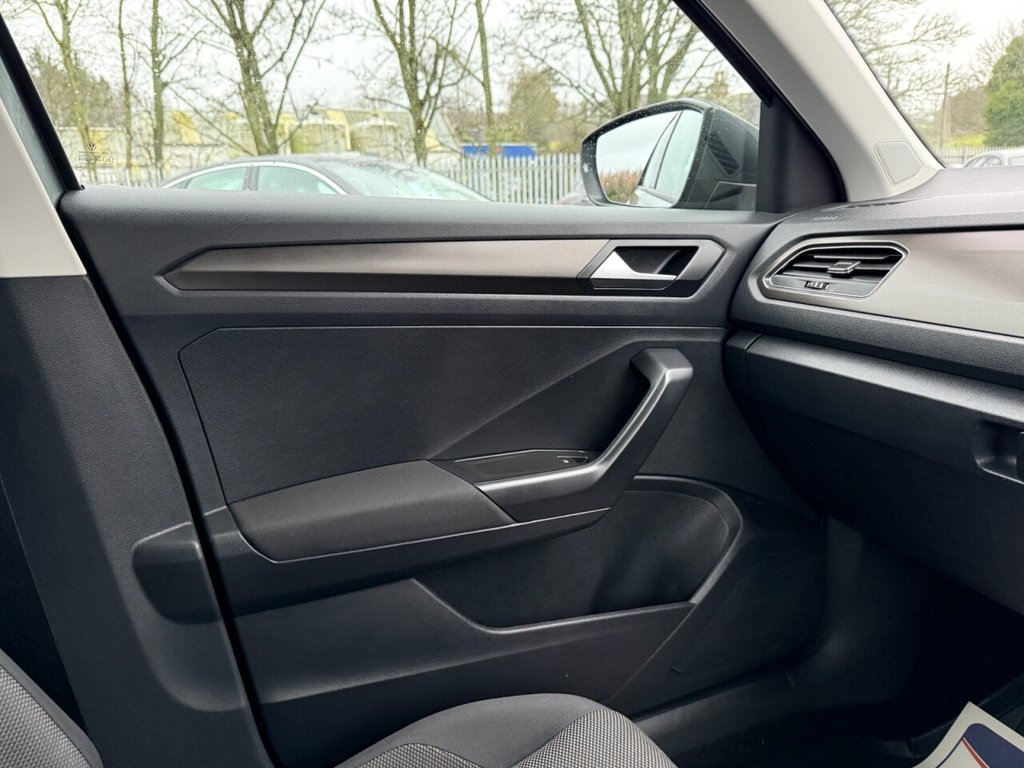 Used Volkswagen T-Roc 2018 for sale - 77452287: Photo 30