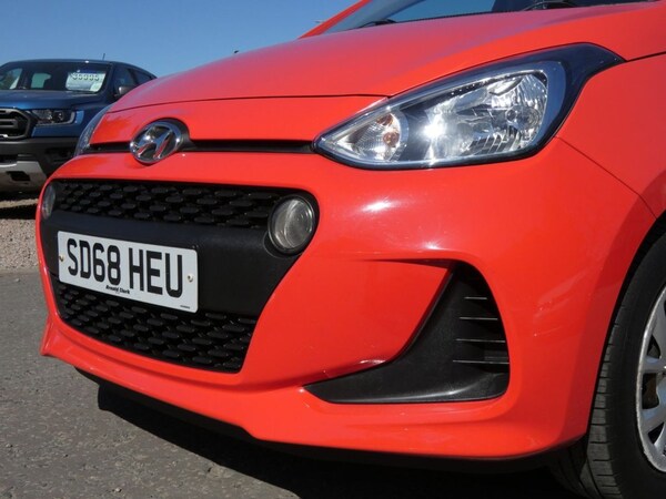 Used Hyundai i10 2018 for sale - 74617176: Photo 10