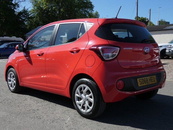 Used Hyundai i10 2018 for sale - 74617176: Photo 7