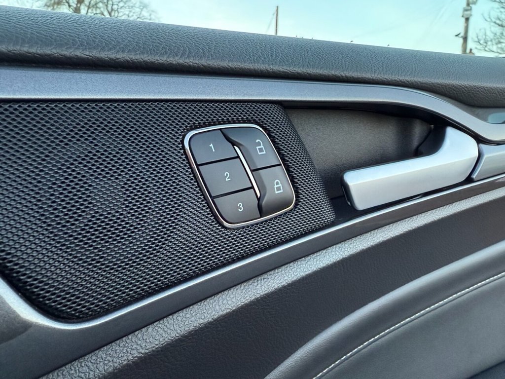 Used Ford Mondeo 2021 for sale - 76654976: Photo 17