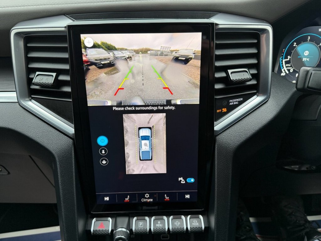 Used Volkswagen Amarok 2024 for sale - 77437105: Photo 37