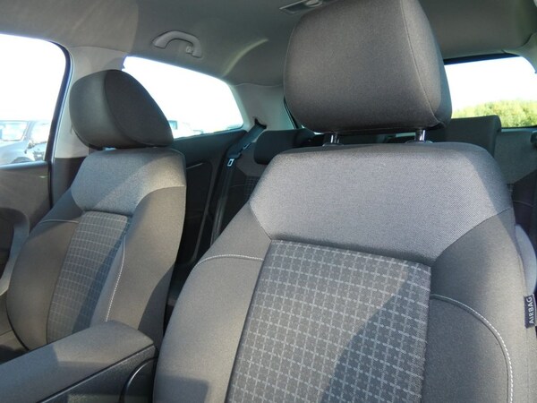 Used Volkswagen Polo 2014 for sale - 76267152: Photo 18