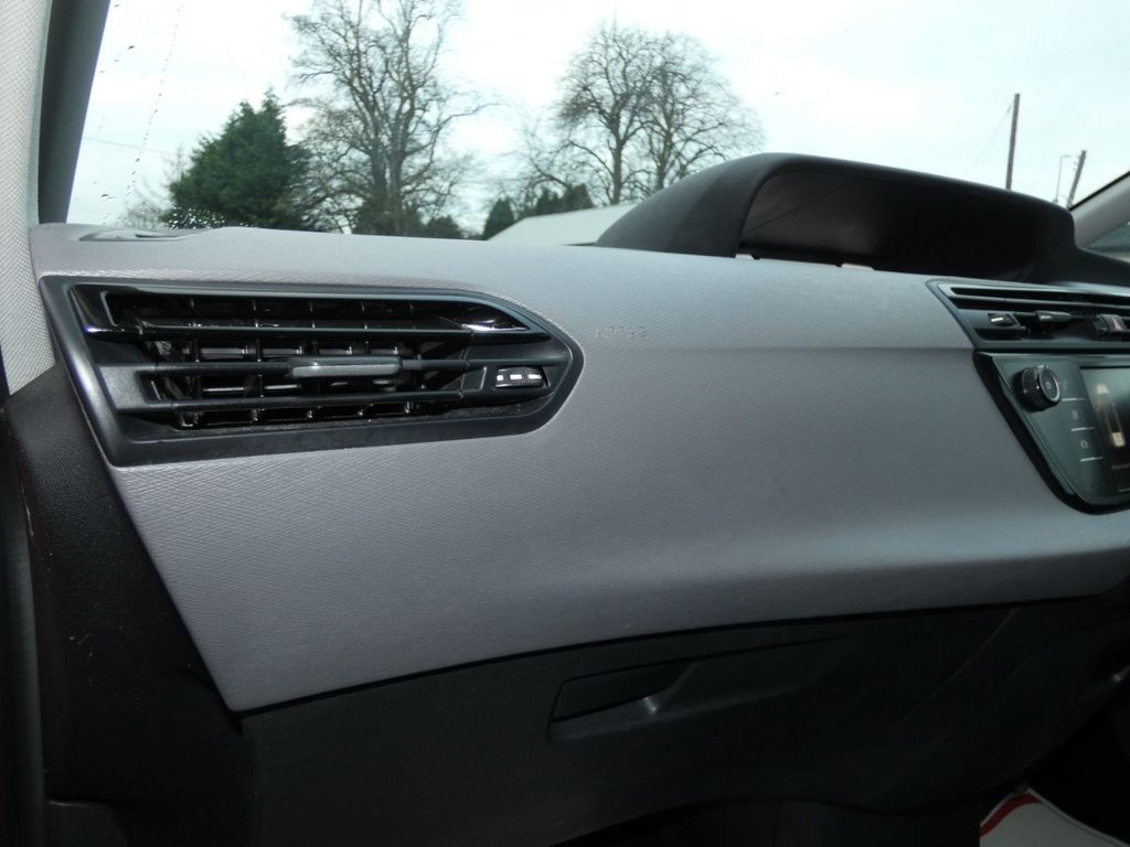 Used Citroen C4 Grand Picasso 2018 for sale - 76986067: Photo 19