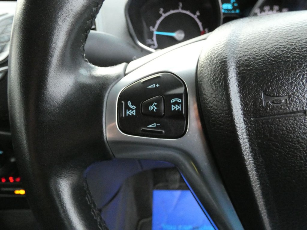 Used Ford Ecosport 2016 for sale - 76986384: Photo 24