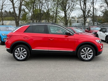 Used Volkswagen T-Roc 2019 for sale - 78227825: Photo