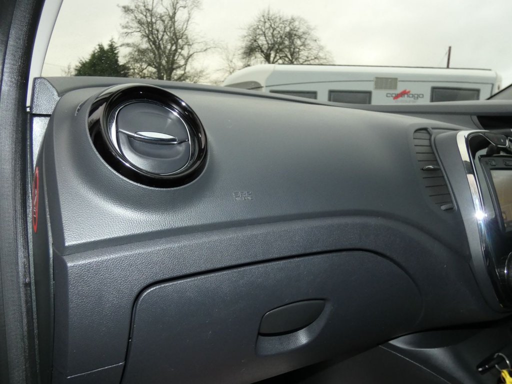 Used Renault Captur 2017 for sale - 76797673: Photo 18