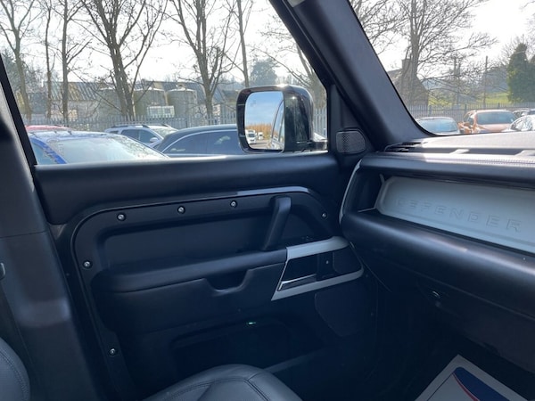 Used Land Rover Defender 2023 for sale - 74091745: Photo 48
