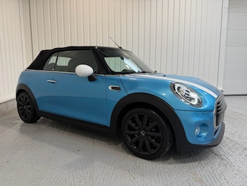 Used MINI Convertible 2018 for sale - 79494305: Photo